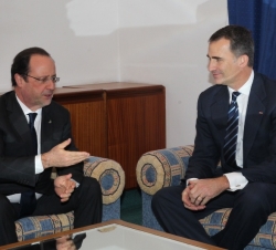 Su Alteza Real el Príncipe de Asturias durante un encuentro con el Presidente de la República de Francia, François Hollande, tras la celebración de la